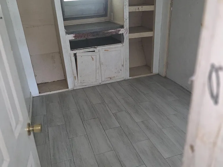2329 Denver St #3 — Photo 8