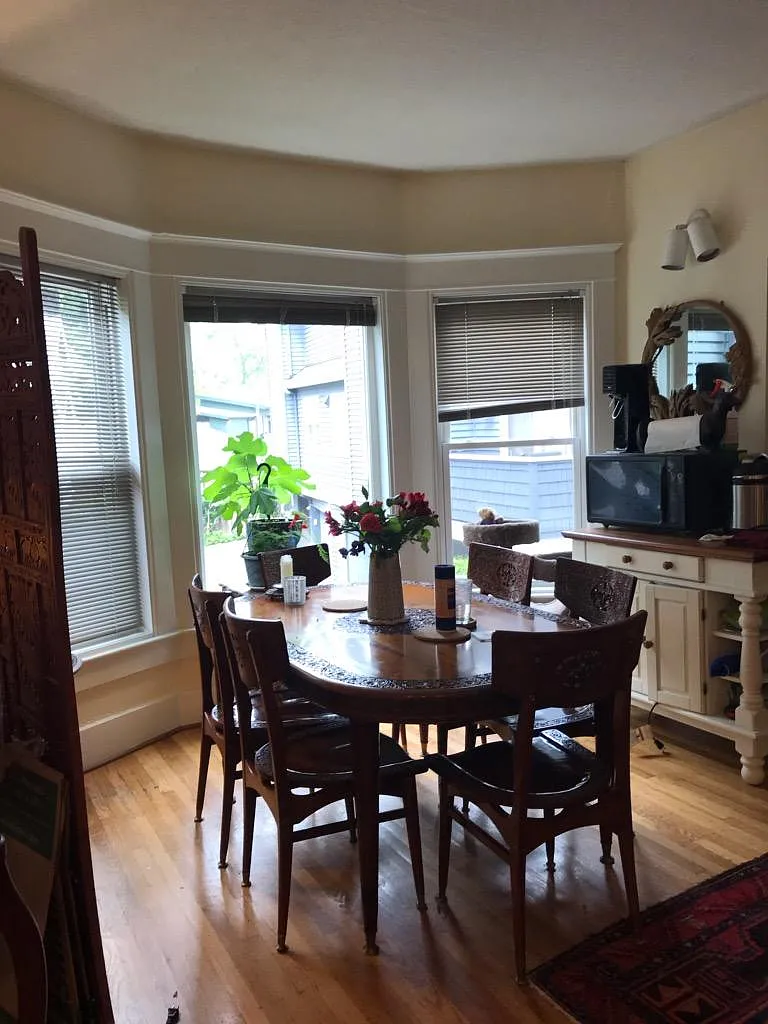 614 Lake Washington Blvd. East — Photo 3