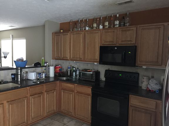 3rd image of 353 Stewart Springs Dr