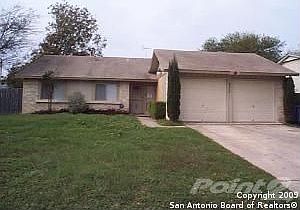 1st image of 7927 Bowens Crossing St