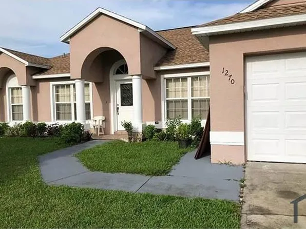 1270 Campo Ave NW, Palm Bay, FL 32907