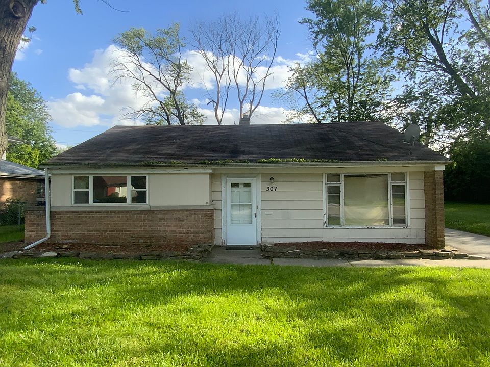 1st image of 307 Minocqua St