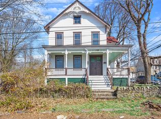 10 Chestnut St, Greenwich, CT 06830