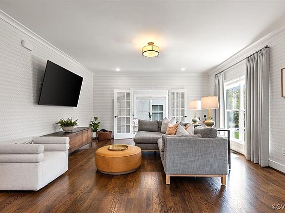 5th image of 4804 Bromley Ln