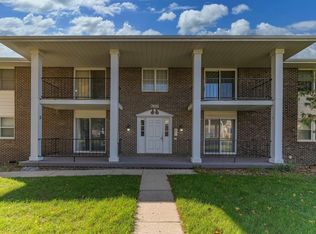 766 Russell Rd APT 2, Waterloo, IA 50701