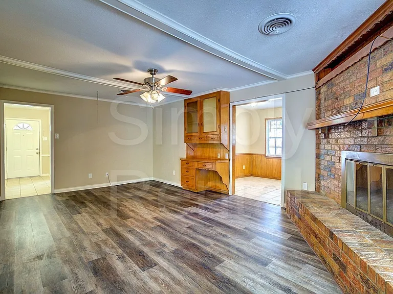 6426 Chapman Dr — Photo 22
