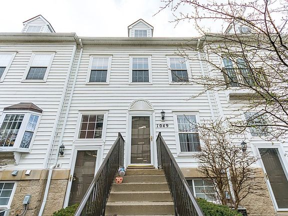 2nd image of 1049 Maiden Lane Ct