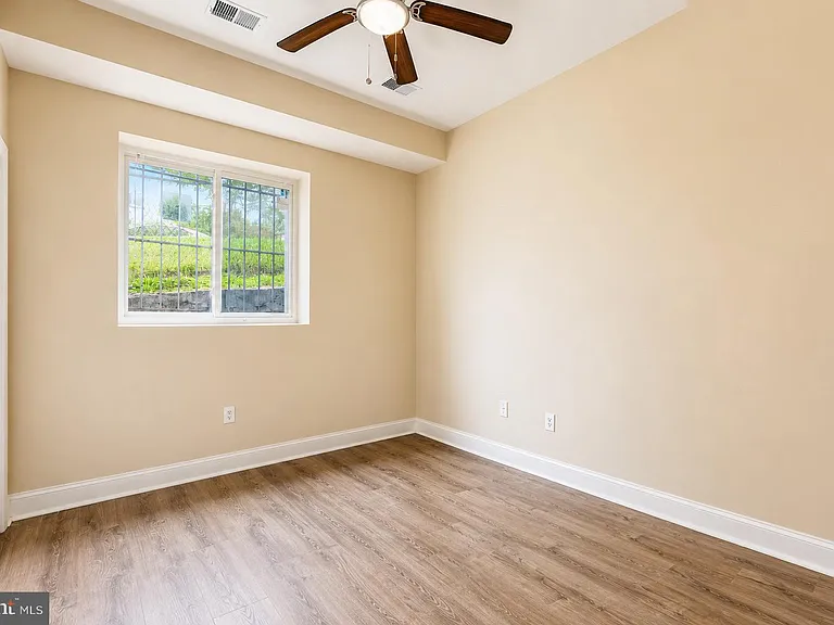 2834 R St SE #2 — Photo 15