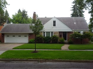 13119 Hart Ave, Huntington Woods, MI