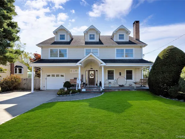 142 Cedar Street, Amityville, NY 11701
