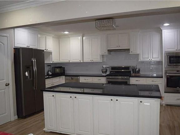 2nd image of 8303 Albacore Dr