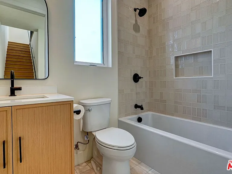 4720 Marshall Dr — Photo 8