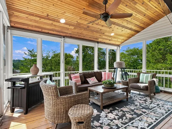 130 Cedar Ridge Ln, Hendersonville, TN 37075