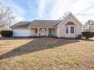 46 Fox Pond Cv, Jackson, TN 38305