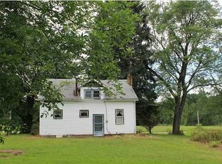 9195 State Line Rd, Albion, PA 16401