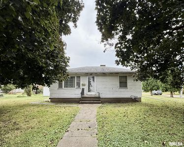 303 NE 2nd St, Galva, IL, 61434