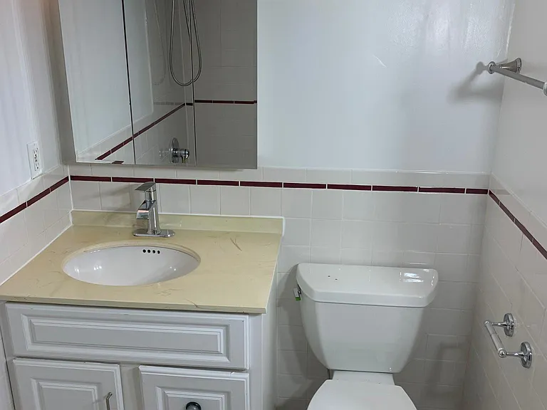 1651 Fuller St NW #G — Photo 19