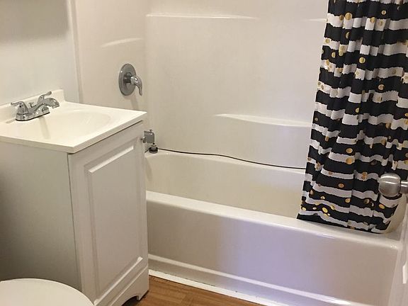2nd image of 133 Delaware Dr #133