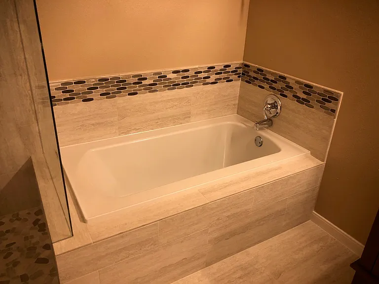 4122 Drake St — Photo 31