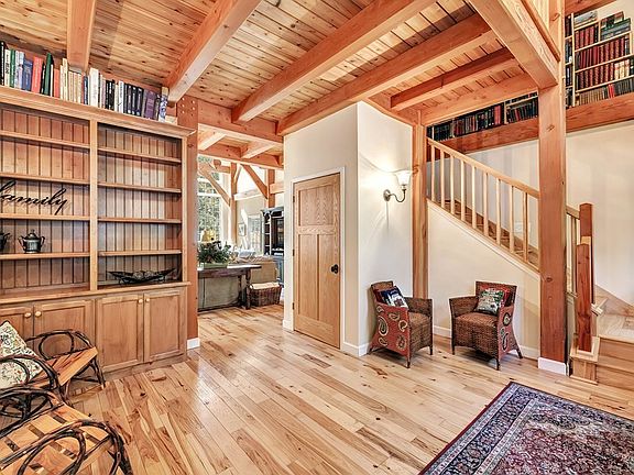 5th image of 1001 Cottage Rd