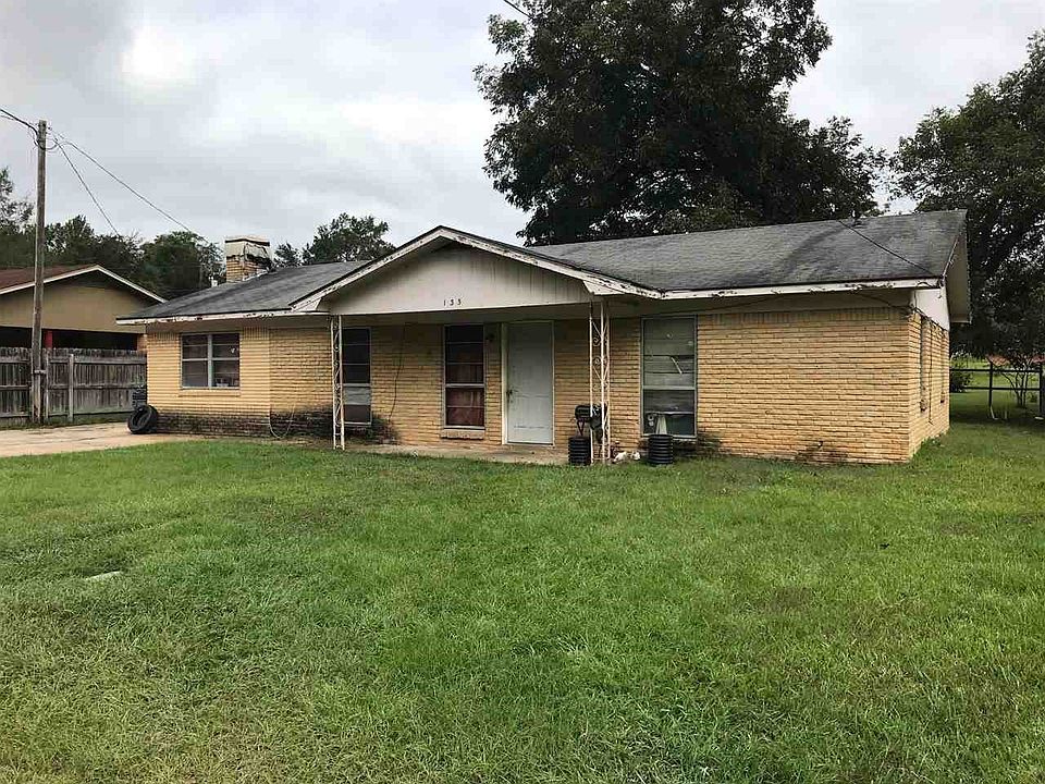 2nd image of 133 Austin Cir