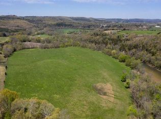 68 River Run Rd, Eureka Springs, AR 72632