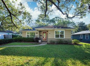 806 T C Jester Blvd, Houston, TX 77008