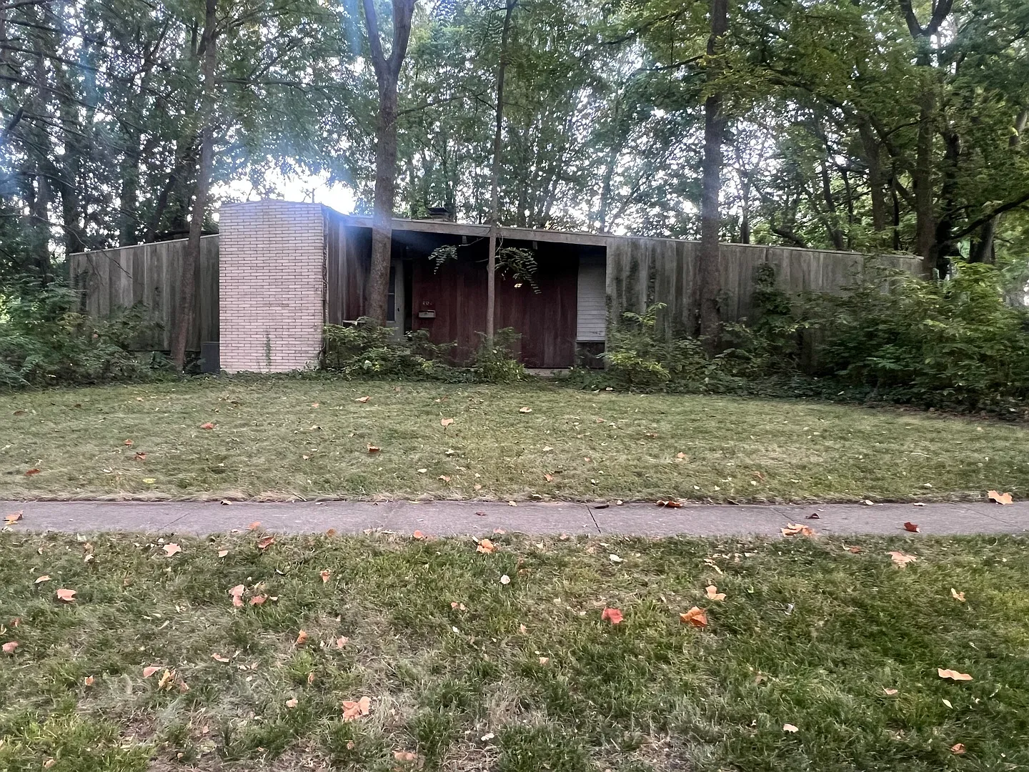 401 E George Huff Dr photo 1