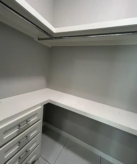 1122 Country Club Dr #4 — Photo 10