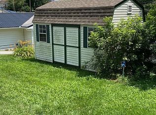 206 Elizaville Ave, Flemingsburg, KY 41041