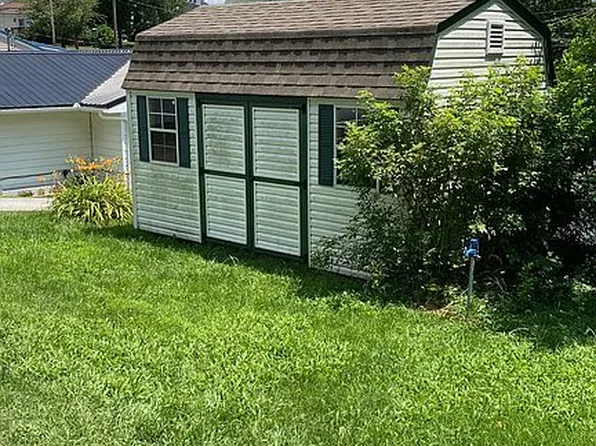 206 Elizaville Ave, Flemingsburg, KY 41041