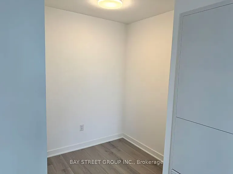 1185 Dupont St #1611 — Photo 8