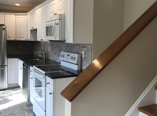 5 Natalie Ln, Newark, DE 19713