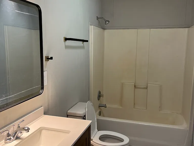 Spacious second bathroom