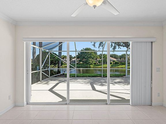 3rd image of 693 HUDSON BAY Drive