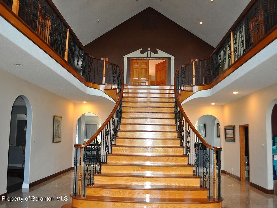 m*i様 house on the hill ロンパース 80 36 Hill Top Dr, Honesdale, PA 18431 | Zillow