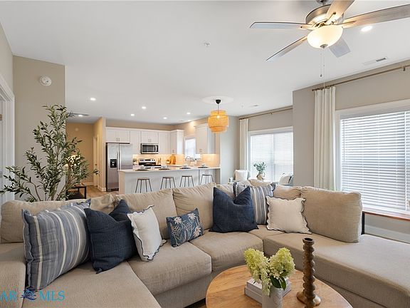 4th image of 7400 Sinclair Way #2-A