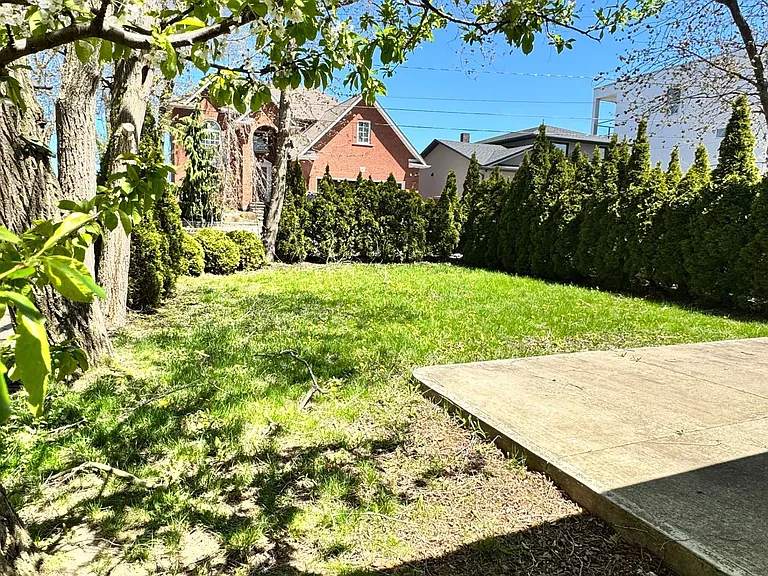 Windemere Rd — Photo 4
