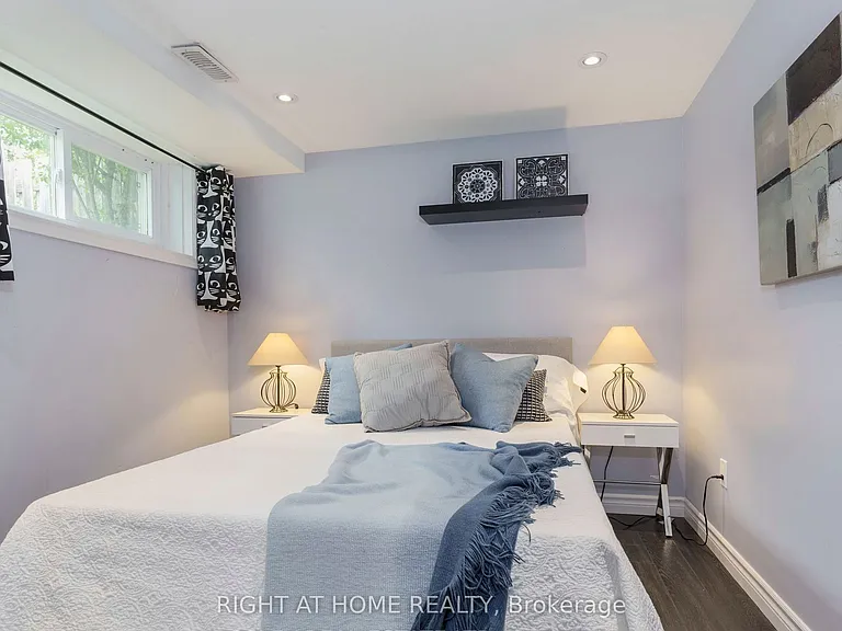 60 Brookridge Dr — Photo 14