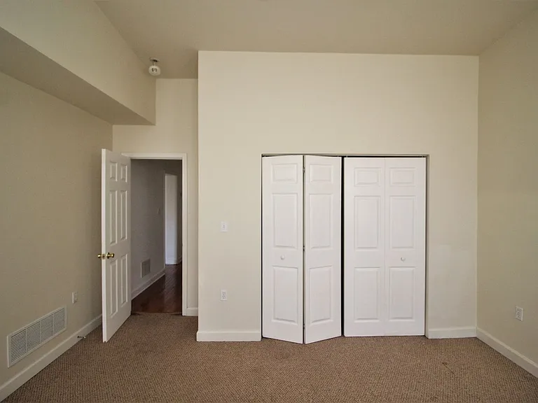 2501 Maryland Ave — Photo 17