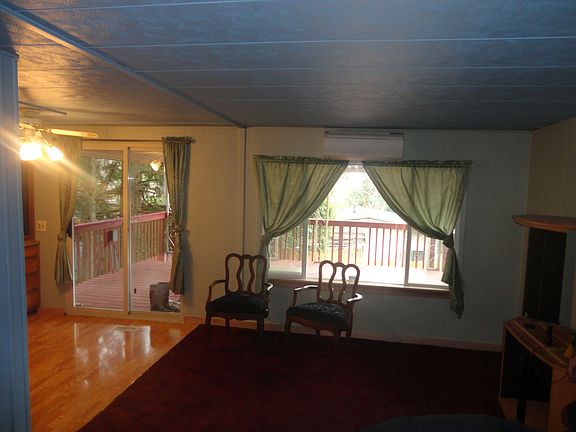 5th image of 264 N Westview Dr