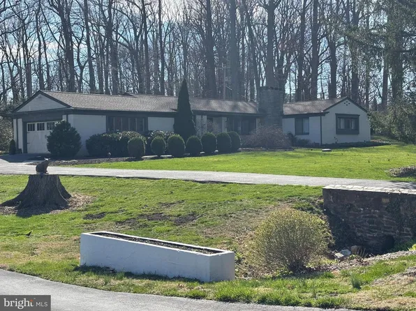 104 Unicorn Ln, Kennett Square, PA 19348