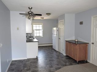 549 Russell Rd APT 1C, Westfield, MA 01085