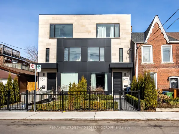 102 Ulster St, Toronto, ON M5S 1G1