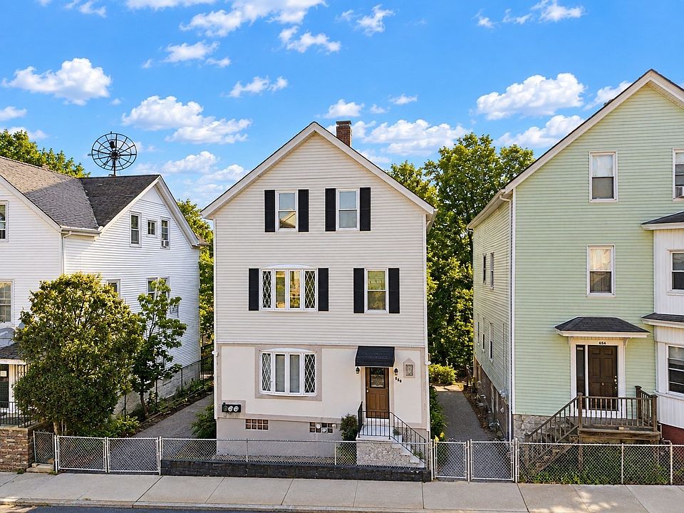 1st image of 650 Third St