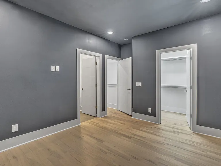 812 13th Ave S — Photo 14