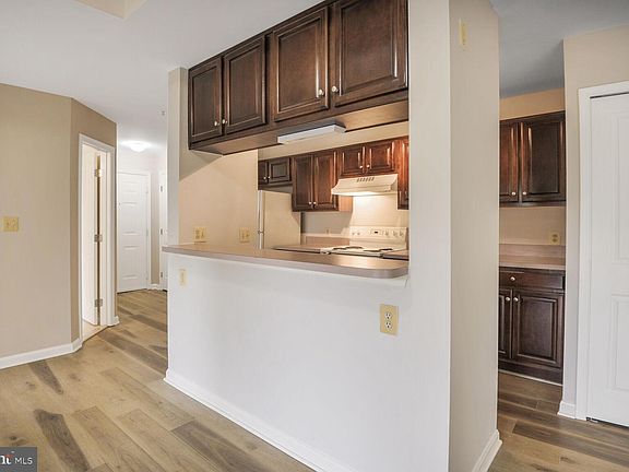5th image of 4100 Monument Ct Unit 302
