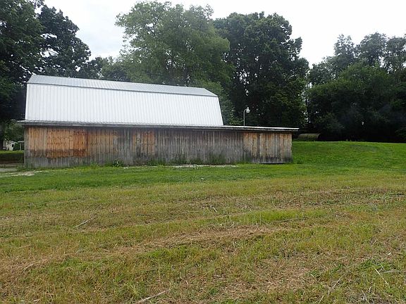 3rd image of 57010 County Road 27