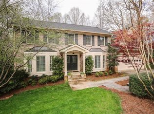 5573 Martina Way, Atlanta, GA 30338