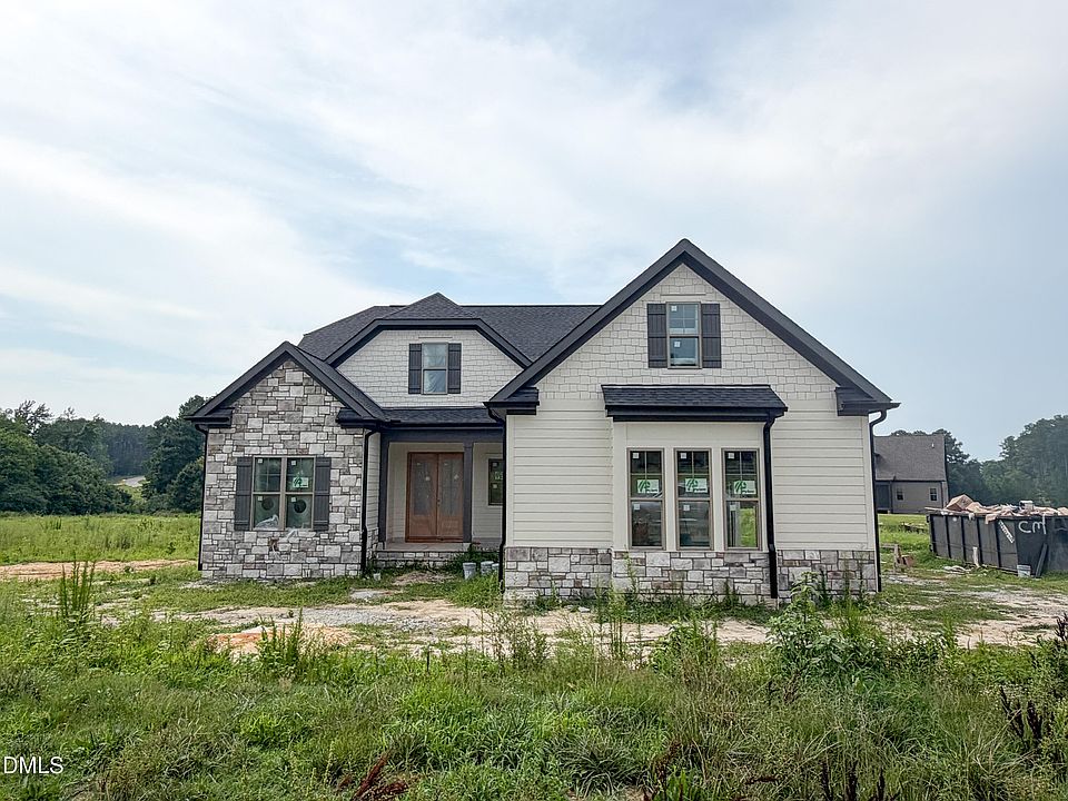 1st image of 40 Wheatfield Ln